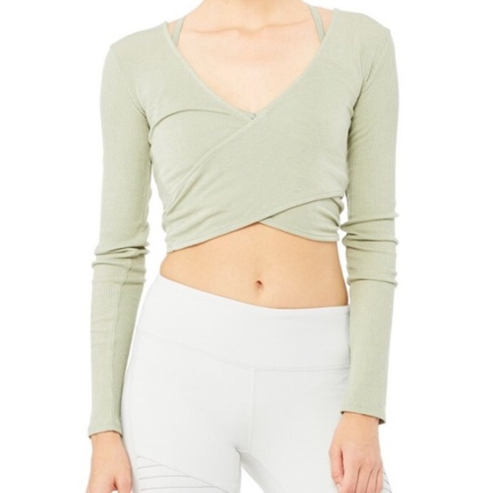 Alo yoga Amelia top seafoam green long sleeve